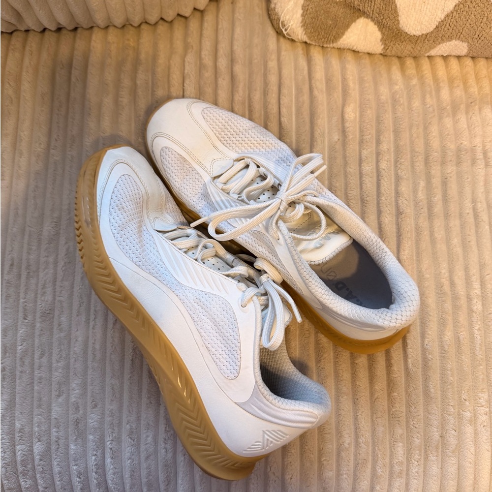 Rad Global V1 Trainers